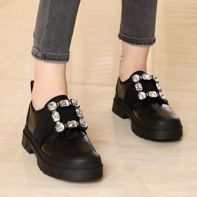 Round Toe Ladies Flat Loafer Shoes Slip On Type For All Seasons OEM