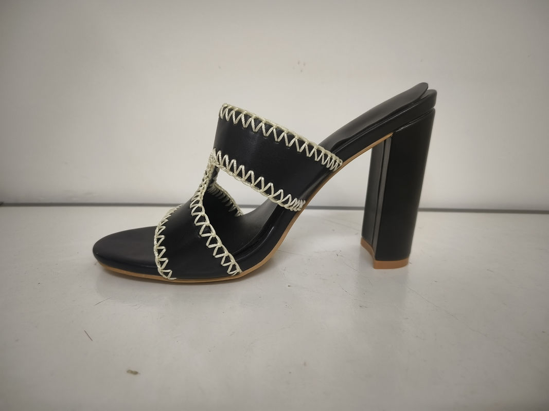 Durable Leather Lining Womens Pump Heels Chunky Type ISO9001